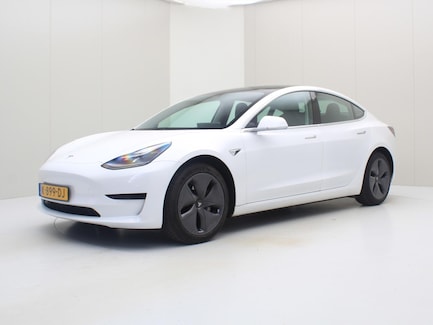 Tesla Model 3 0