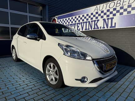 Peugeot 208 0