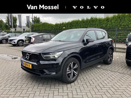 Volvo XC40 0