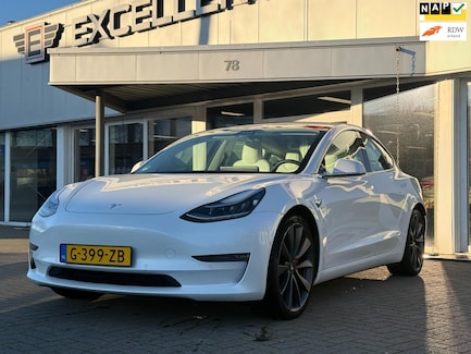 Tesla Model 3 0