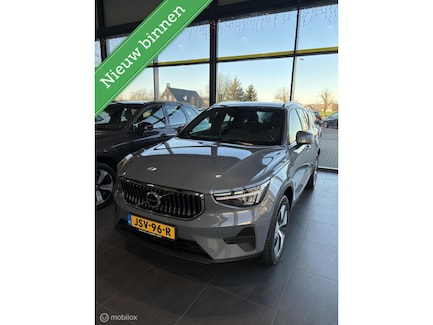 Volvo XC40 0