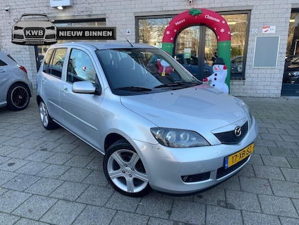 Mazda 2 0