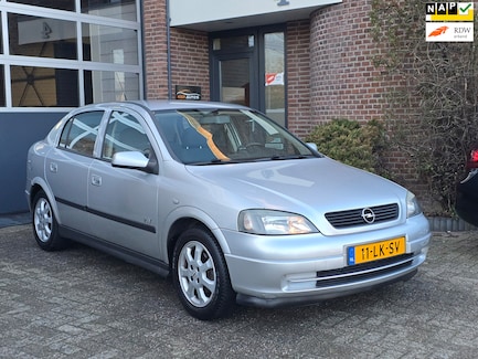 Opel Astra 0