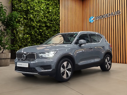 Volvo XC40 0