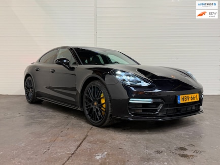 Porsche Panamera 0