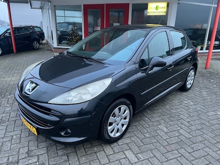 Peugeot 207 0