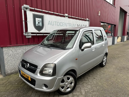 Opel Agila 0