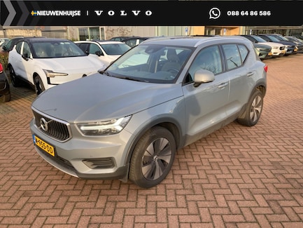 Volvo XC40 0