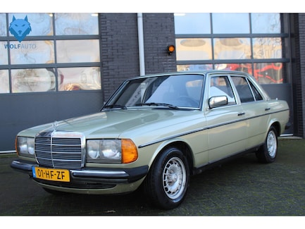 Mercedes-Benz 200-Serie 0