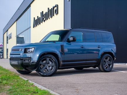 Land Rover Defender 0