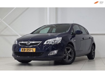 Opel Astra 0