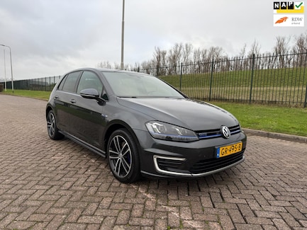 Volkswagen Golf 0