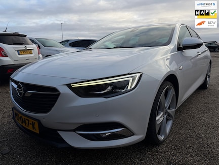Opel Insignia 0