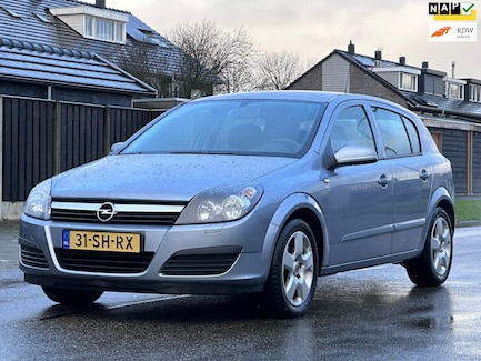 Opel Astra 0