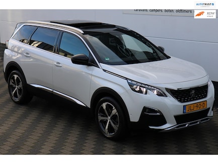 Peugeot 5008 0