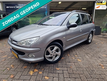 Peugeot 206 0