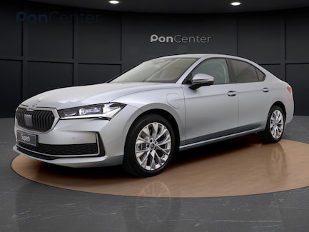 Skoda Superb 0