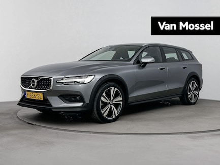 Volvo V60 Cross Country 0