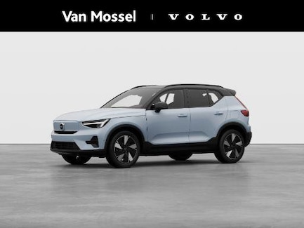 Volvo EX40 0