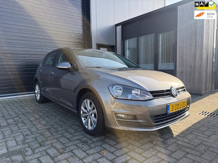 Volkswagen Golf 0