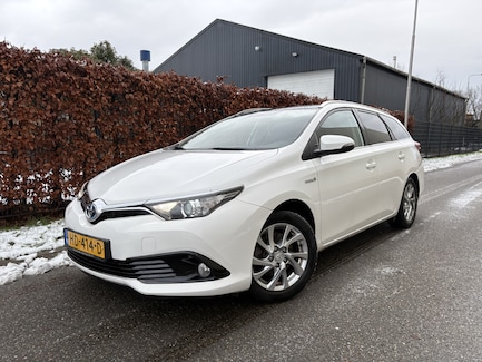Toyota Auris 0
