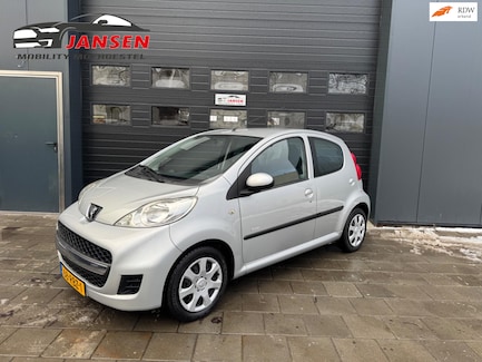 Peugeot 107 0