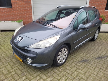 Peugeot 207 0