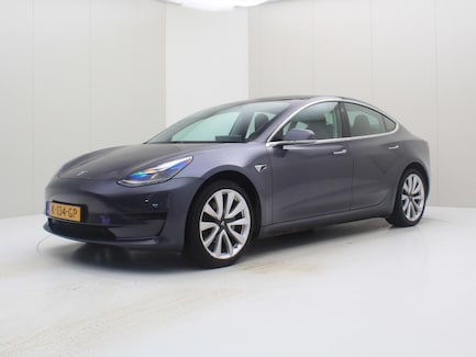 Tesla Model 3 0