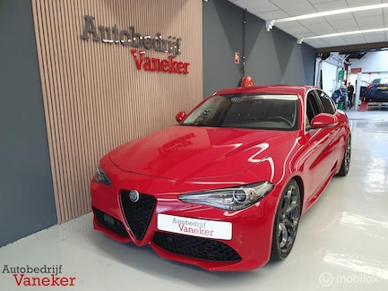 Alfa Romeo Giulia 0