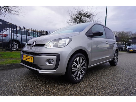 Volkswagen Up! 0