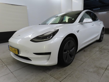 Tesla Model 3 0