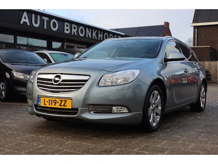Opel Insignia 0