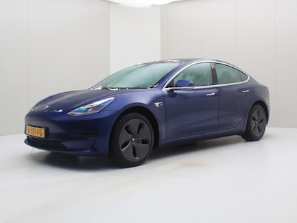 Tesla Model 3 0