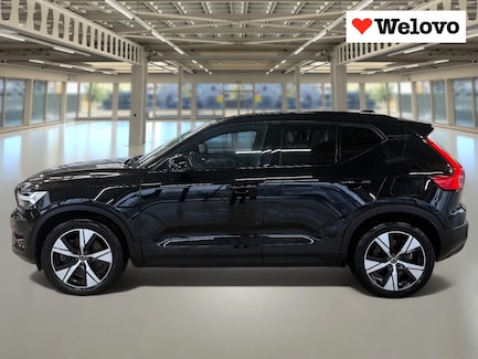 Volvo XC40 0