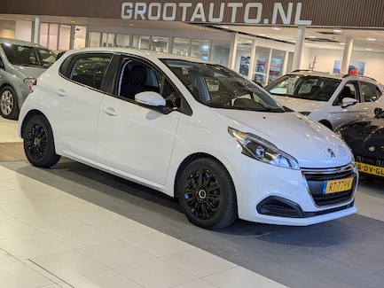 Peugeot 208 0