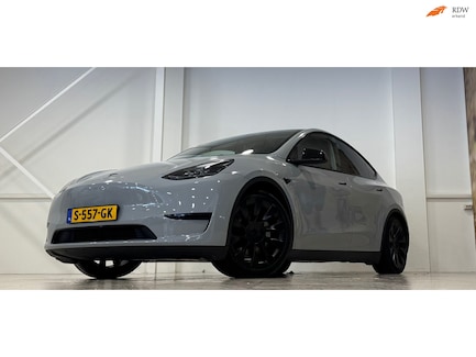 Tesla Model Y 0
