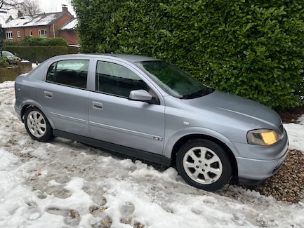 Opel Astra 0