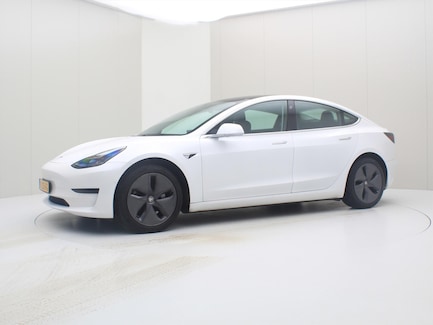 Tesla Model 3 0
