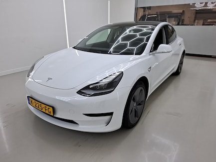 Tesla Model 3 0
