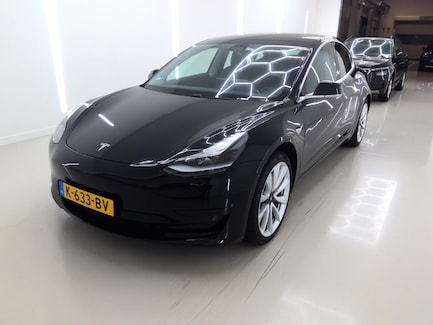 Tesla Model 3 0