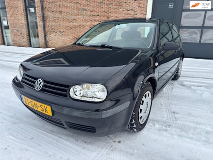 Volkswagen Golf 0