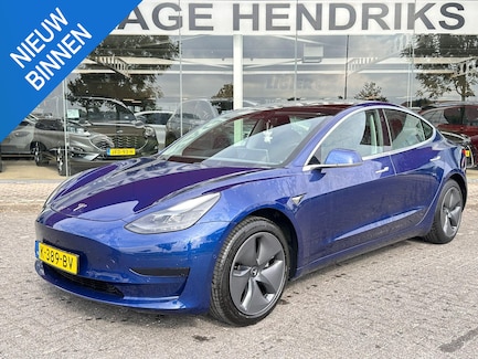 Tesla Model 3 0
