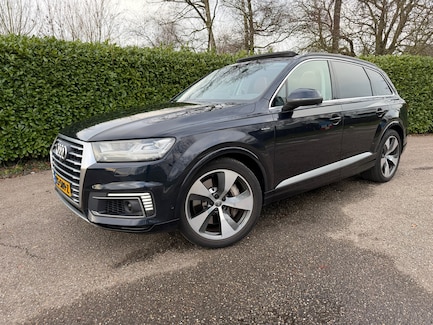 Audi Q7 0