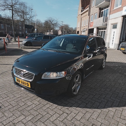 Volvo V50 0