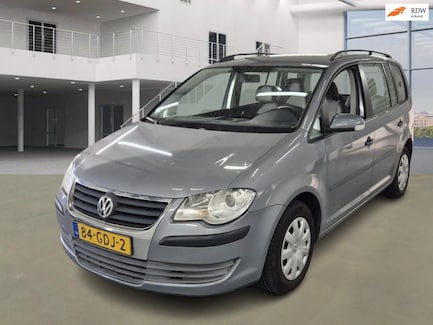 Volkswagen Touran 0