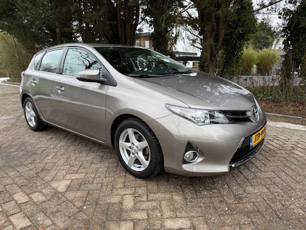 Toyota Auris 0