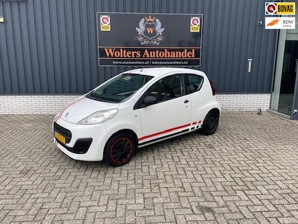 Peugeot 107 0
