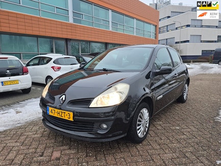 Renault Clio 0