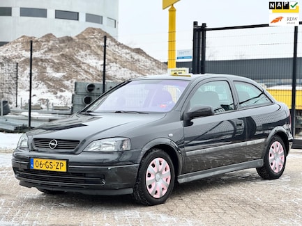 Opel Astra 0