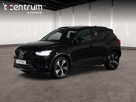 Volvo XC40 0